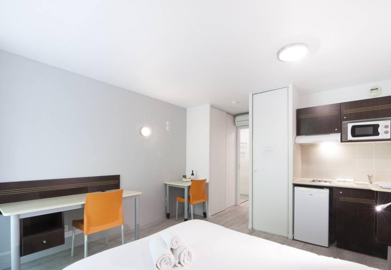 Avisseau - Studio Calme Au Coeur Du Quartier Des Chartrons Bordéus Exterior foto